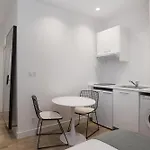 Living Lofts Aparthotel Bilbao
