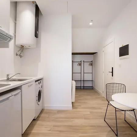 Living Lofts Apartahotel Bilbao